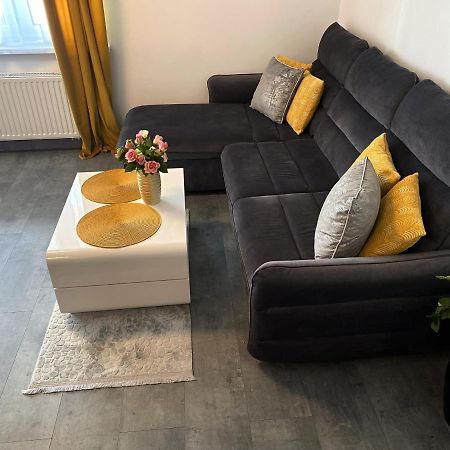 Апартаменты Apartament Sloneczny Еленя-Гура Экстерьер фото