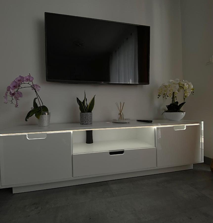 Апартаменты Apartament Sloneczny Еленя-Гура Экстерьер фото