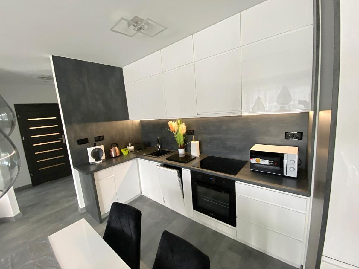 Апартаменты Apartament Sloneczny Еленя-Гура Экстерьер фото